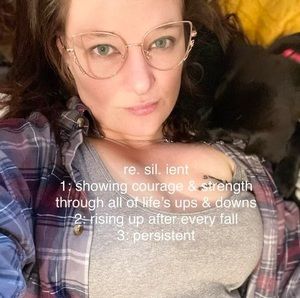 Meet your Posher, Felicia